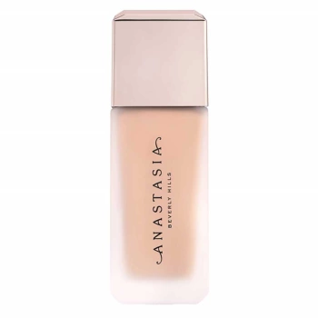 Impeccable Blurring Second Skin Matte Foundation